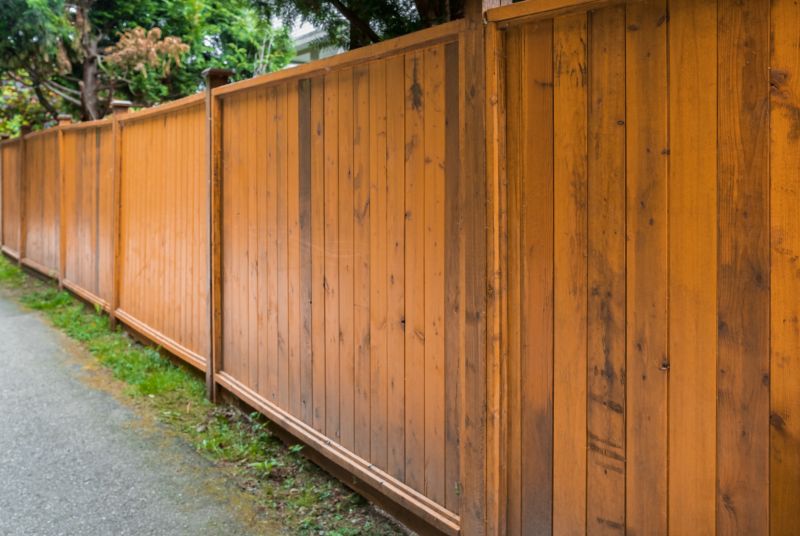 Fence Painting Or Staining