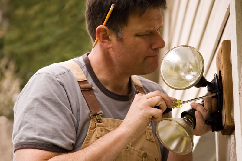 How Worn Caulk Can Lead To Water Damage