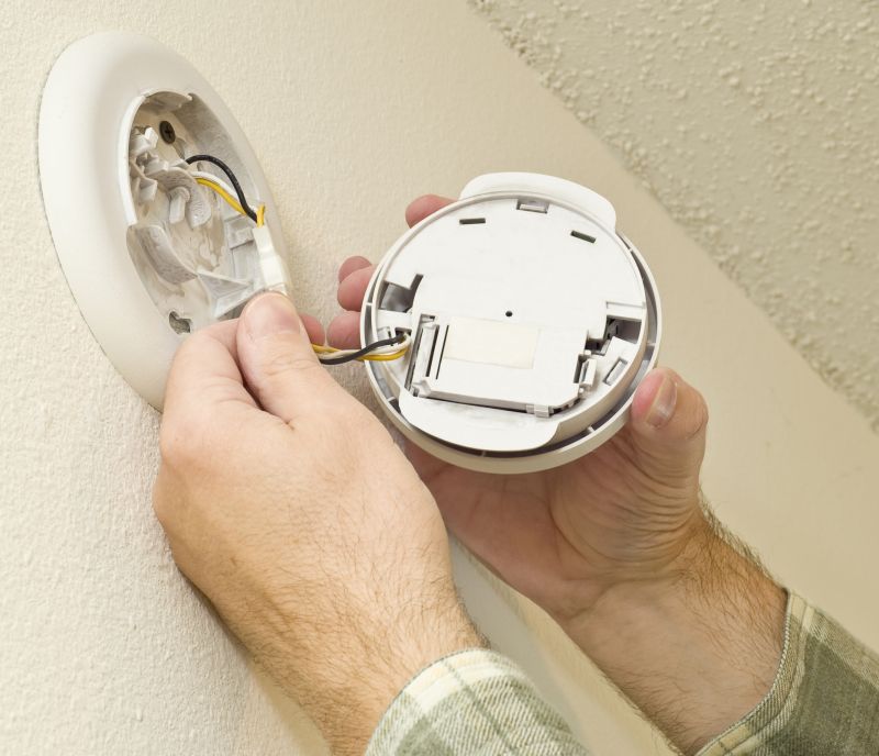 Where Smoke Detectors Should Be Installed In A Home